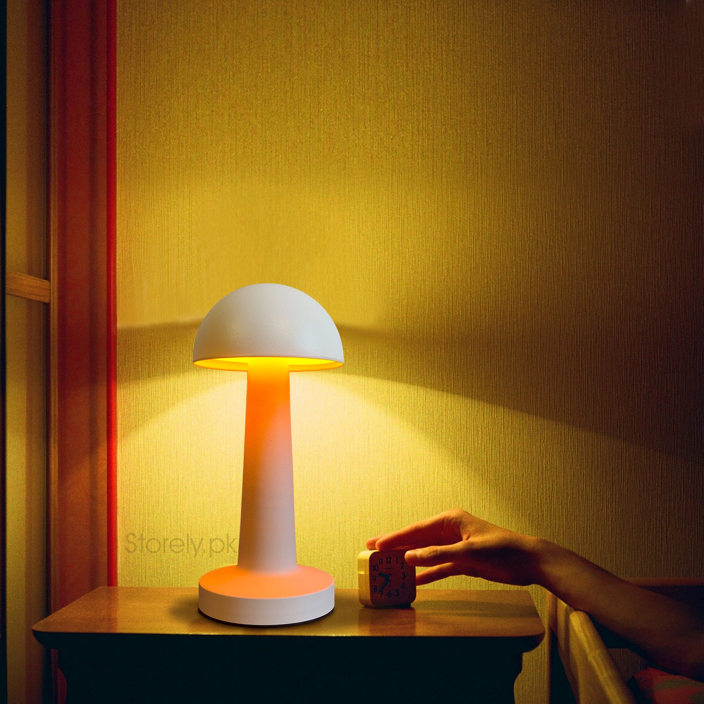 Metal Lamps Collection - Retro Style Rechargeable Metal Touch LED Lamps for Modern Spaces and Restaurants