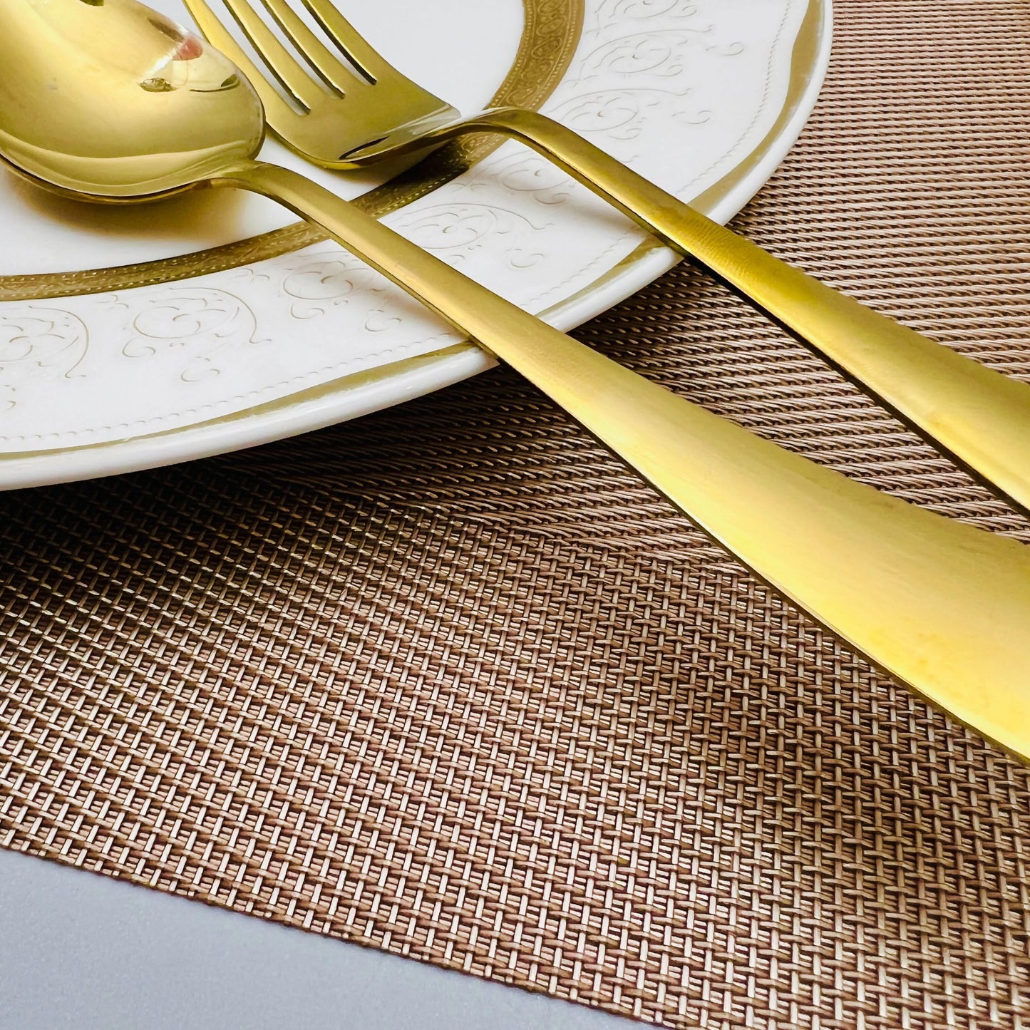 High Quality Premium PVC Table Mat – Heat Resistant & Easy to Clean
