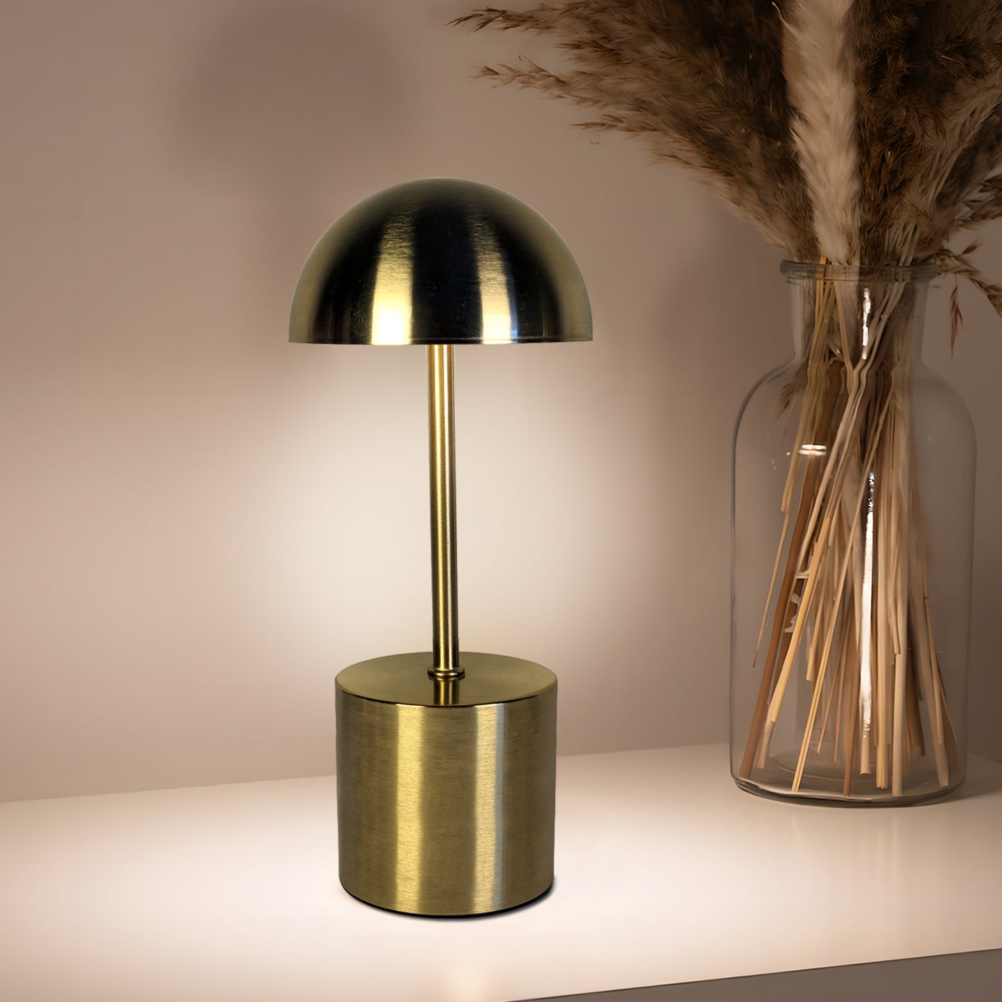 Rechargeable Retro-Style Longneck Metal Touch Lamps Perfect for Restaurants and Home Decor
