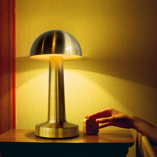 Mushroom Shape Retro Style LED Metal Lamp - 3 Light Modes - Dimmable - USB Type-C Charge - Touch Sense - Battery Powered